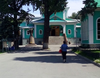 Храм во имя святого благоверного князя Димитрия Донского