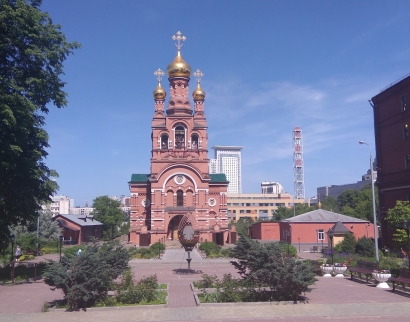 Храм Всех Святых Алексеевского ставропигиального женского монастыря