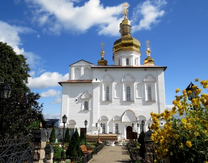 Собор Троицы Живоначальной в Троицком Монастыре