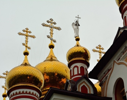 Храм Новомучеников и исповедников Российских