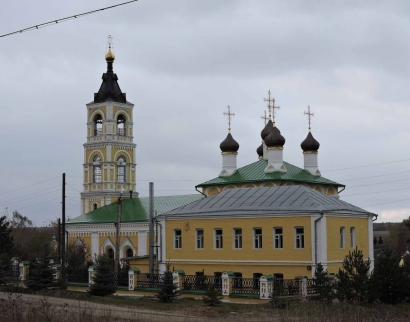 Свято-Казанский храм города Лакинска