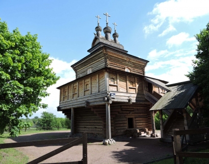 Церковь Святого великомученика Георгия Победоносца 1685 года, ансамбль усадьбы Коломенское