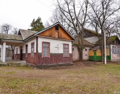 Покровська церква ( перебудована у клуб). 1907 р.