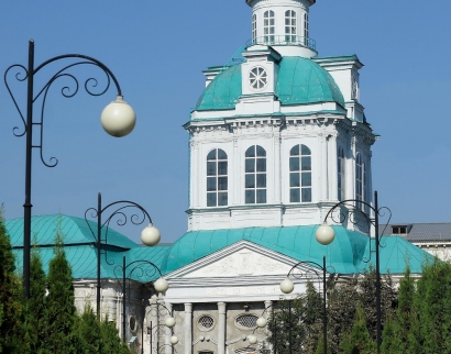 Храм во имя Флоры и Лавра