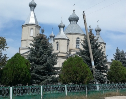 Biserica Acoperământul Maicii Domnului