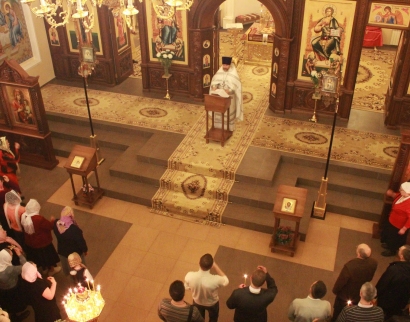 Храм Трёх Святителей