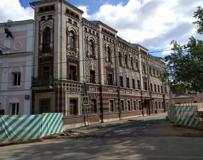 Храм Преподобного Сергия Радонежского в Крапивниках