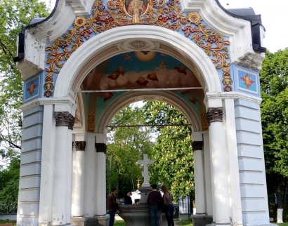 Свято-Михайлівський Золотоверхий чоловічий монастир, каплиця