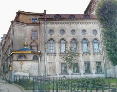 Часовня Смоленской иконы Божией Матери на В. О.