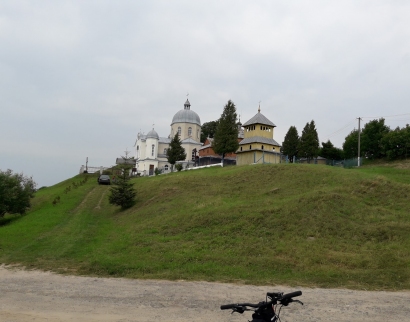 Храм Святих апостолів Петра і Павла