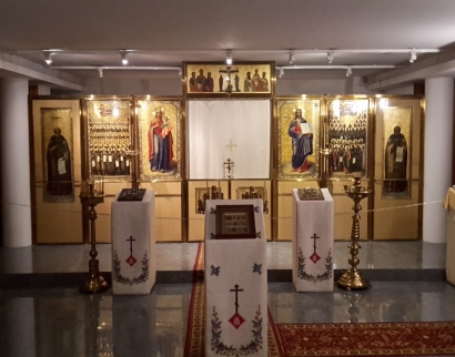 Pyhän apostoli Johannes Teologin ja Karjalan Valistajien kirkko