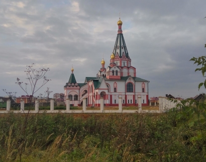 Церковь Иконы Божией Матери Державная