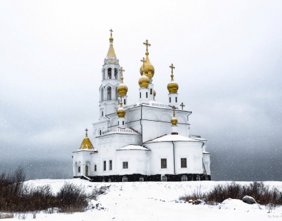 Храм во имя святых Божьих строителей