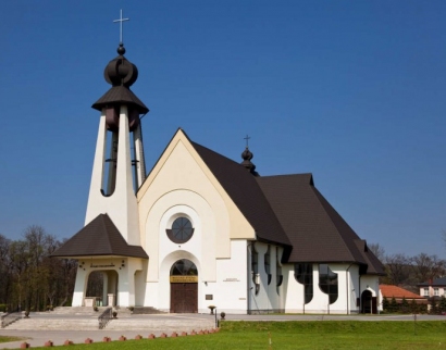 Sanktuarium Matki Bożej Wniebowziętej w Lipinkach