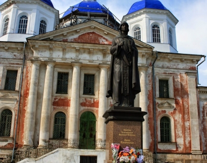 Памятник св. блгв. кнг. Анне Кашинской