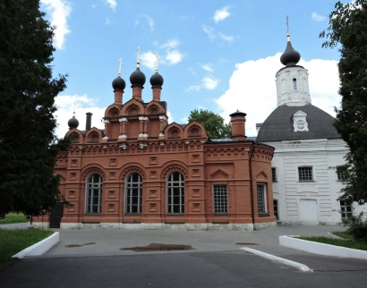 Церковь Первоверховных апостолов Петра и Павла