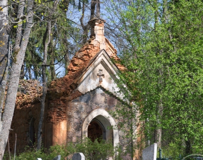 Капліца-пахавальня Вішнеўскіх