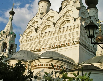 Надвратный храм иконы Божией Матери "Казанская"