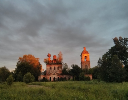 Церковь Воскресения Словущего