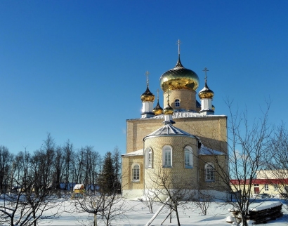 Свято-Никольская церковь