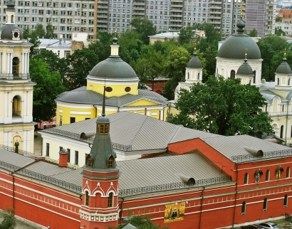 Покровский ставропигиальный женский монастырь. Храм в честь святых благоверных князя Петра и княгини Февронии с молельным домом