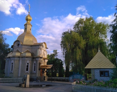 Часовня-купальня Святого Источника Песчанской Божей Матери