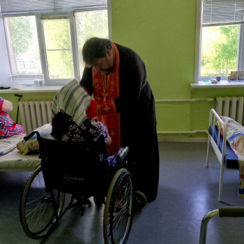 ​СОЦИАЛЬНОЕ СЛУЖЕНИЕ: ТАИНСТВА ИСПОВЕДИ И ПРИЧАСТИЯ В ХИРУРГИЧЕСКОМ ОТДЕЛЕНИИ ЦРБ