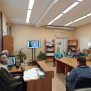 Беседа об ангелах в библиотеке Крапивино