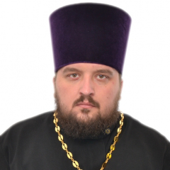 Священник Алексей Петушков